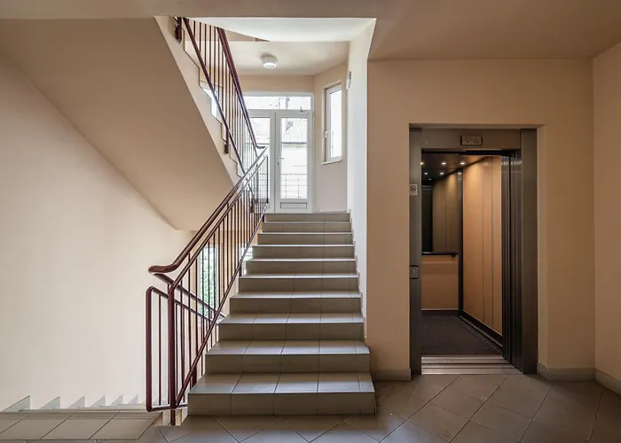 Angel Apartment With Free Garage Parking